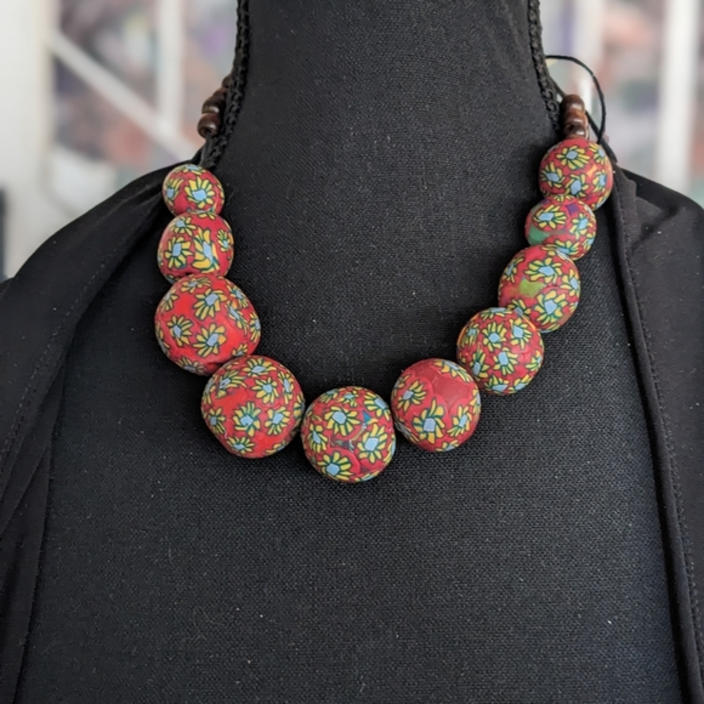 Vintage Hollow Polymer Floral Red Chunky Beaded Necklace Artisan